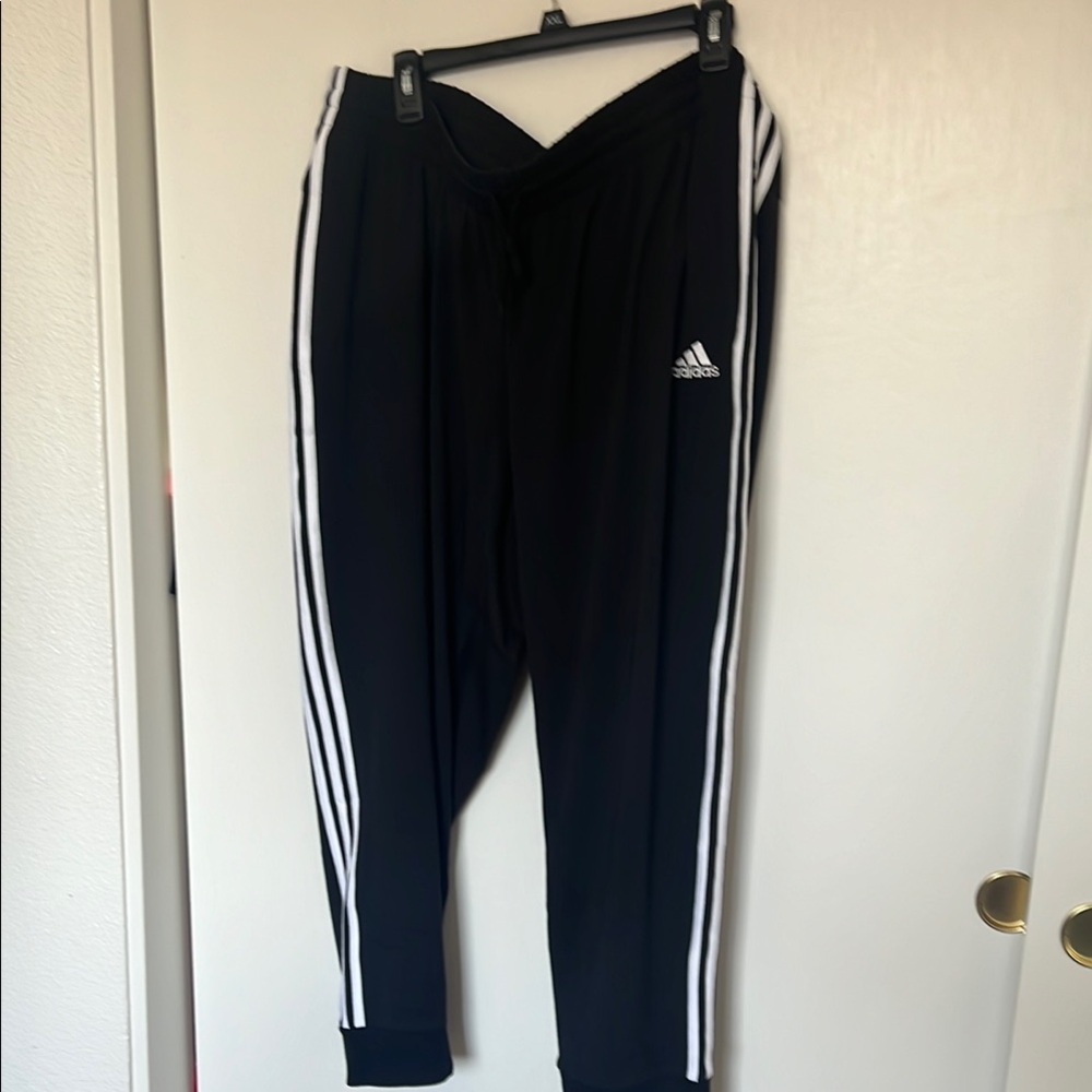 Adidas women’s Black Joggers with White Stripes plus size 2X NEW